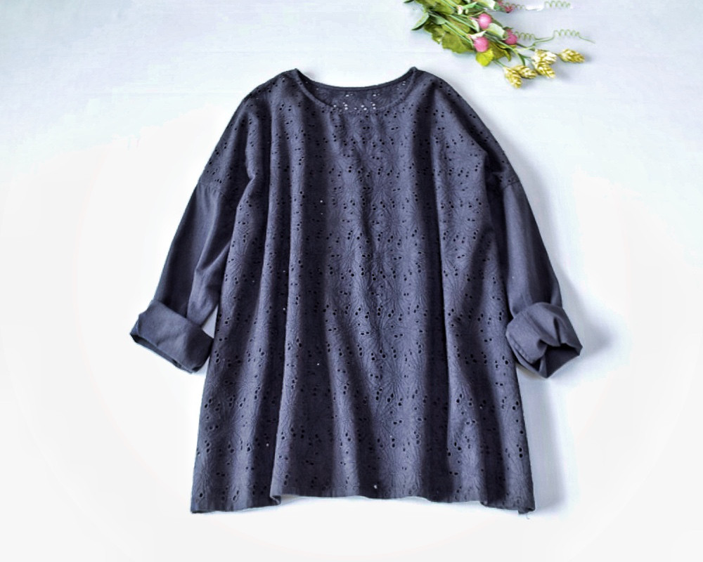 コットン100%スカラップ刺繍大人可愛い長袖トップス♪