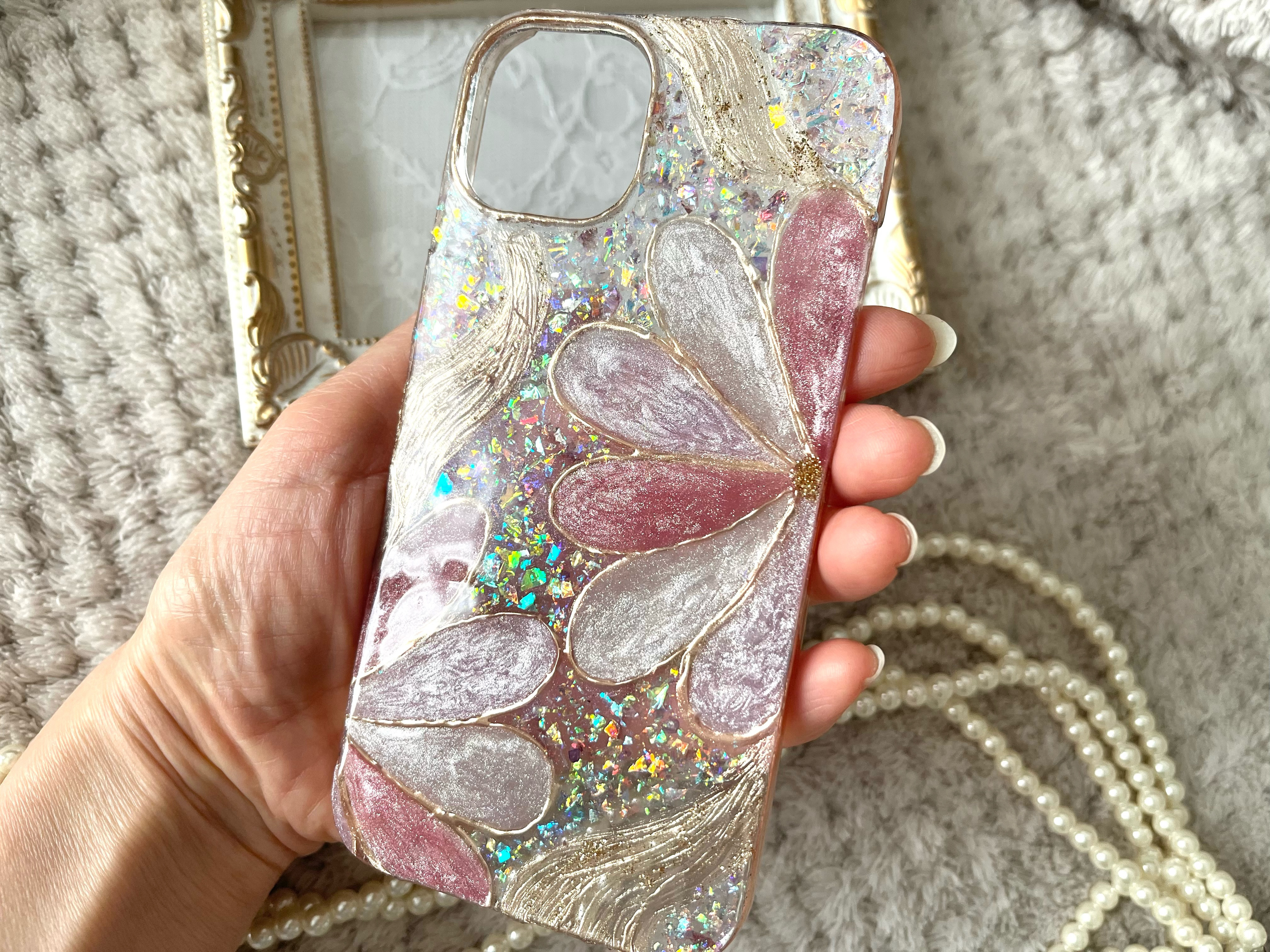 【iPhone13】キラキラお花のスマホカバー