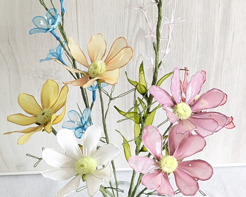 B-Tの花】◇コスモス6色と小花のアレンジ◇アメリカンフラワー