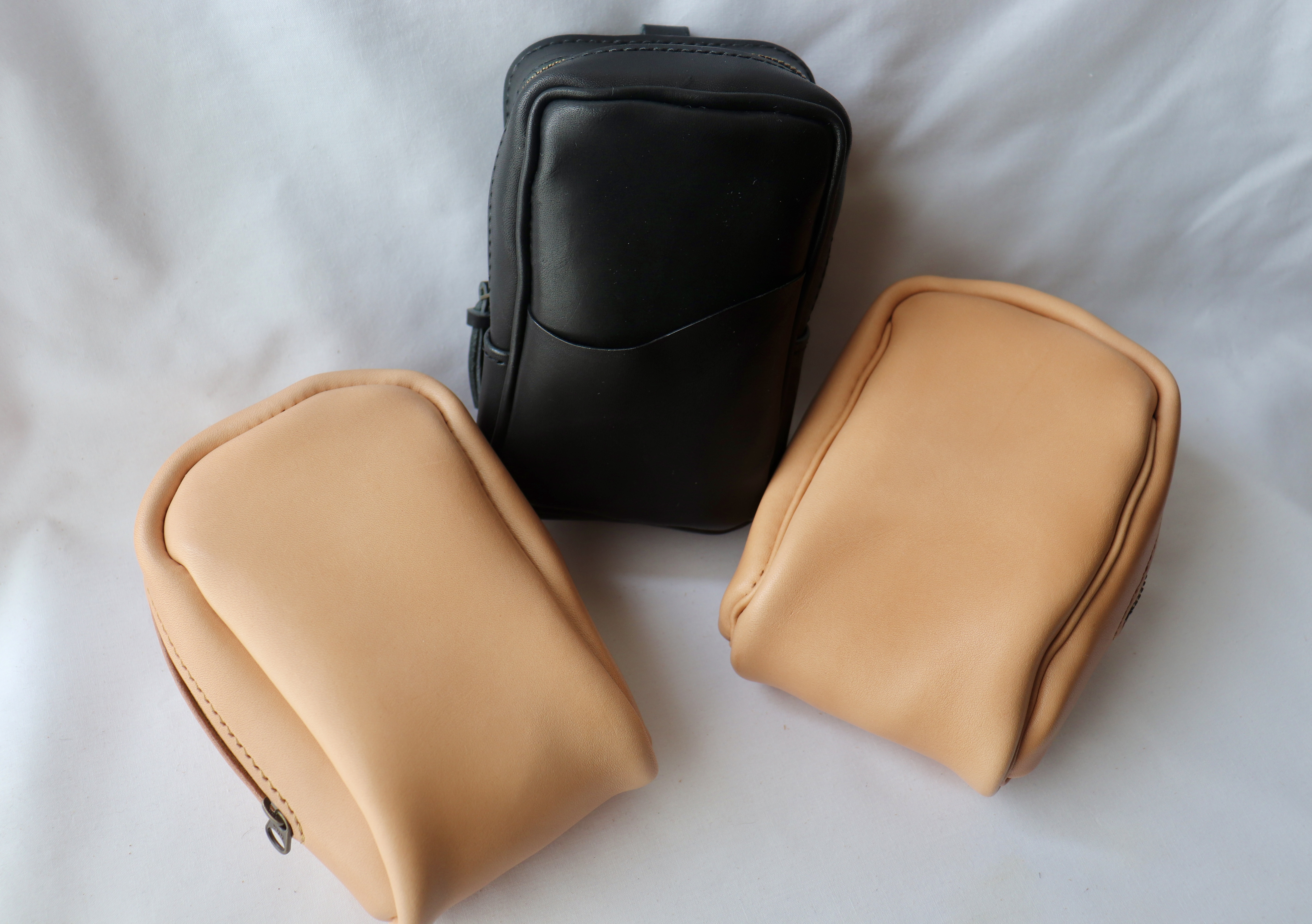 栃木オイルブラック　ベルトポーチ