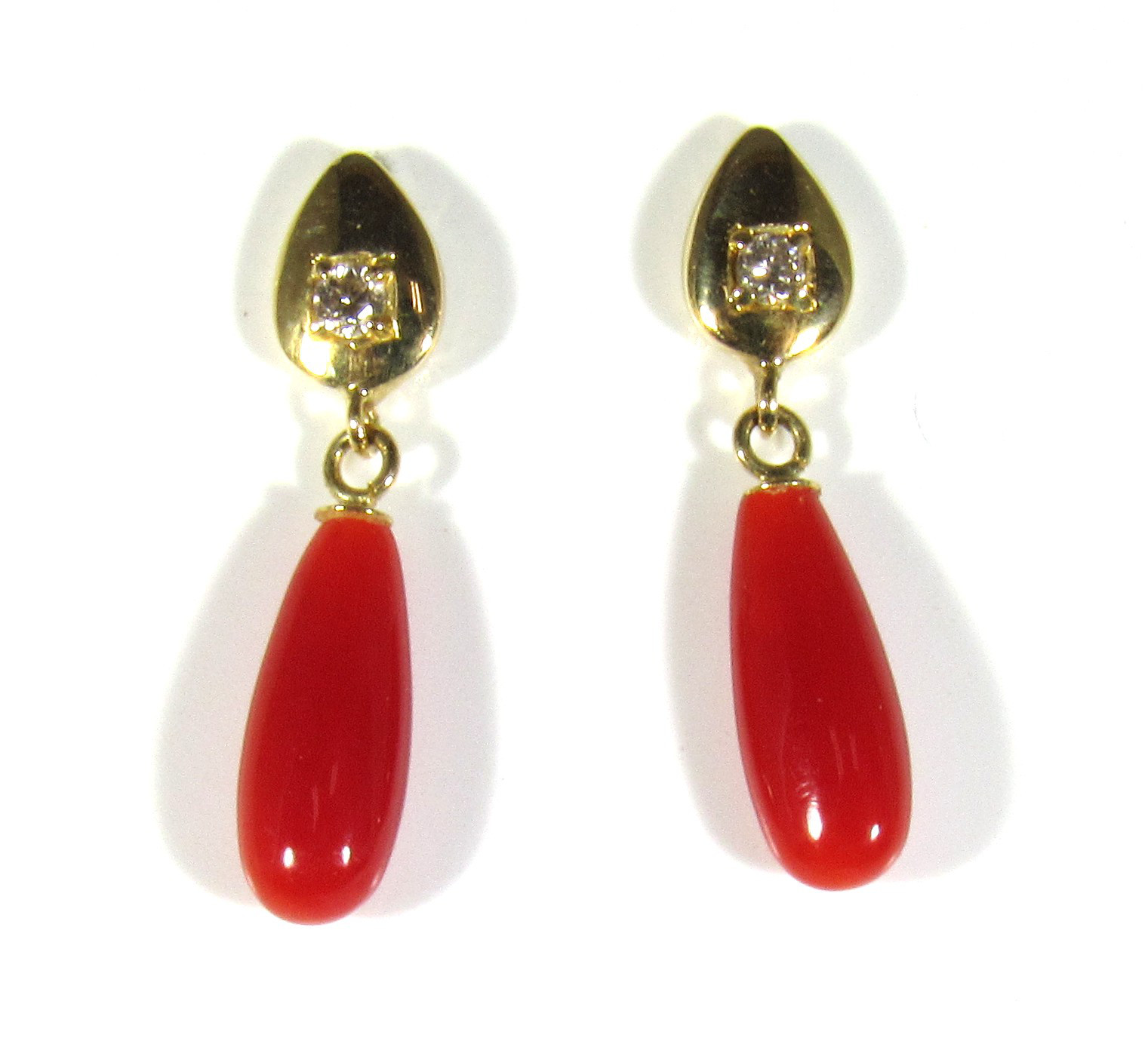 宝石珊瑚　赤ピアス　レデイース　アクセサリー・ジュエリ－　No－00537