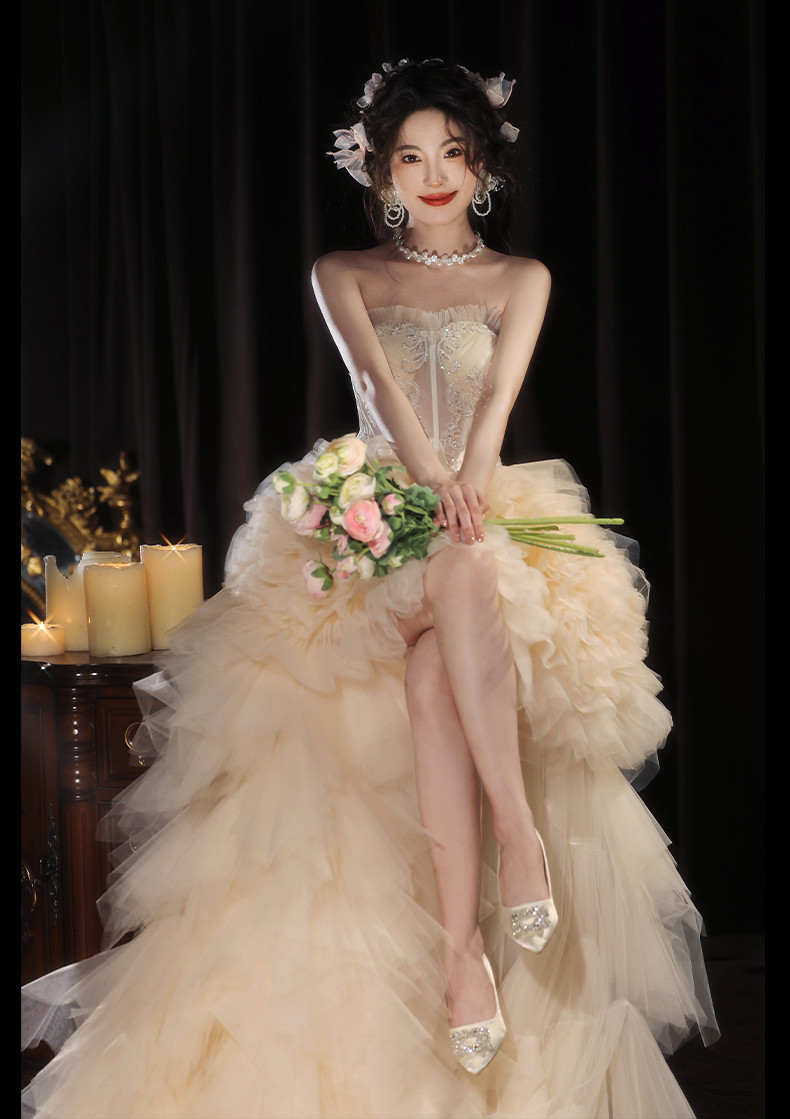 綺麗 シャンパン色 ノースリーブ ウェディングドレス パーティー 裾引き 結婚式 花嫁 前撮り 披露宴 A7169