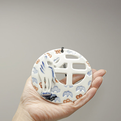 2026年 干支 午 干支プレート 松竹梅 壁掛け 馬 砥部焼 器屋ひより