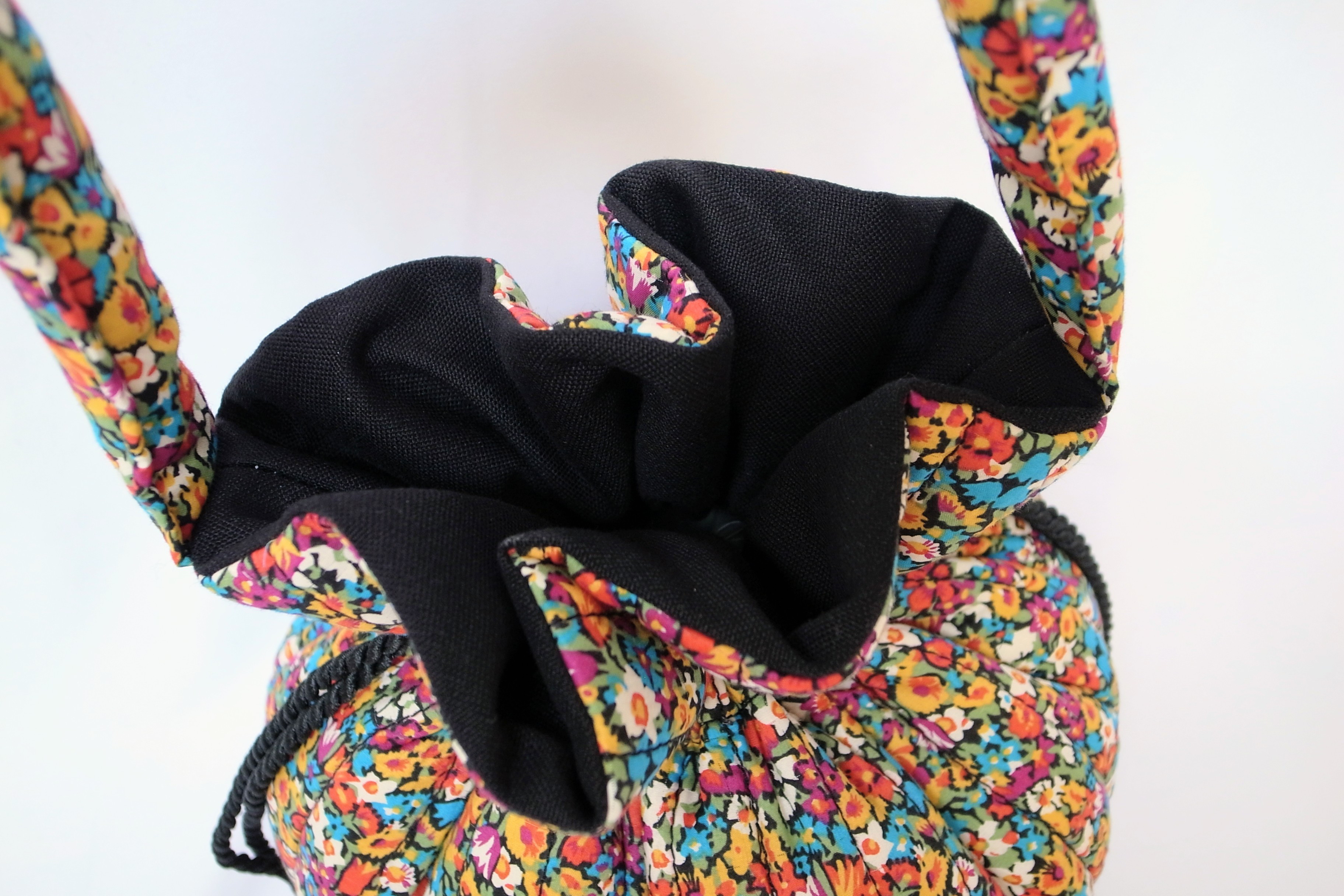 run run bag【アリス・ビクトリア】- リバティ生地  × キルト×  帆布 -