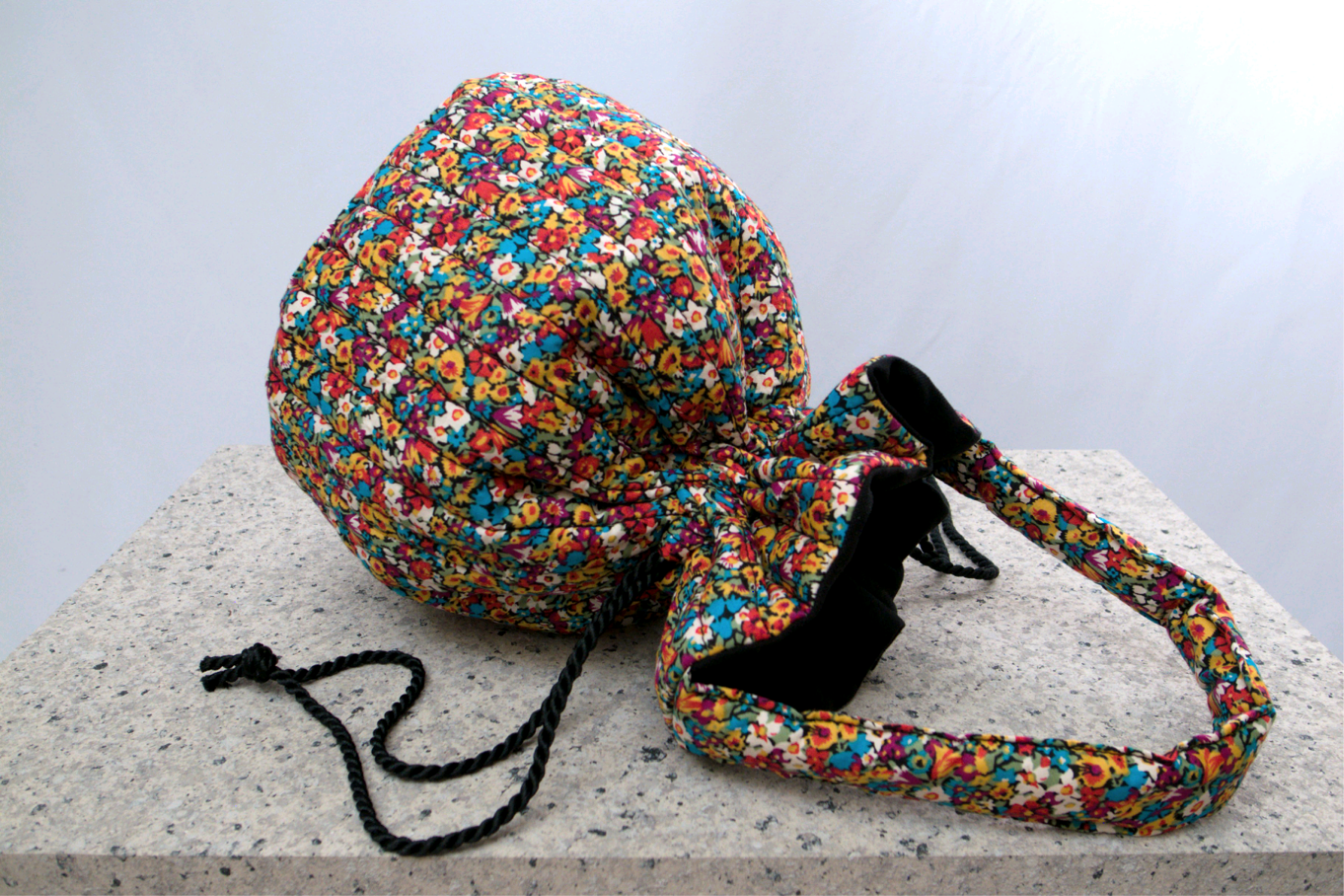 run run bag【アリス・ビクトリア】- リバティ生地  × キルト×  帆布 -