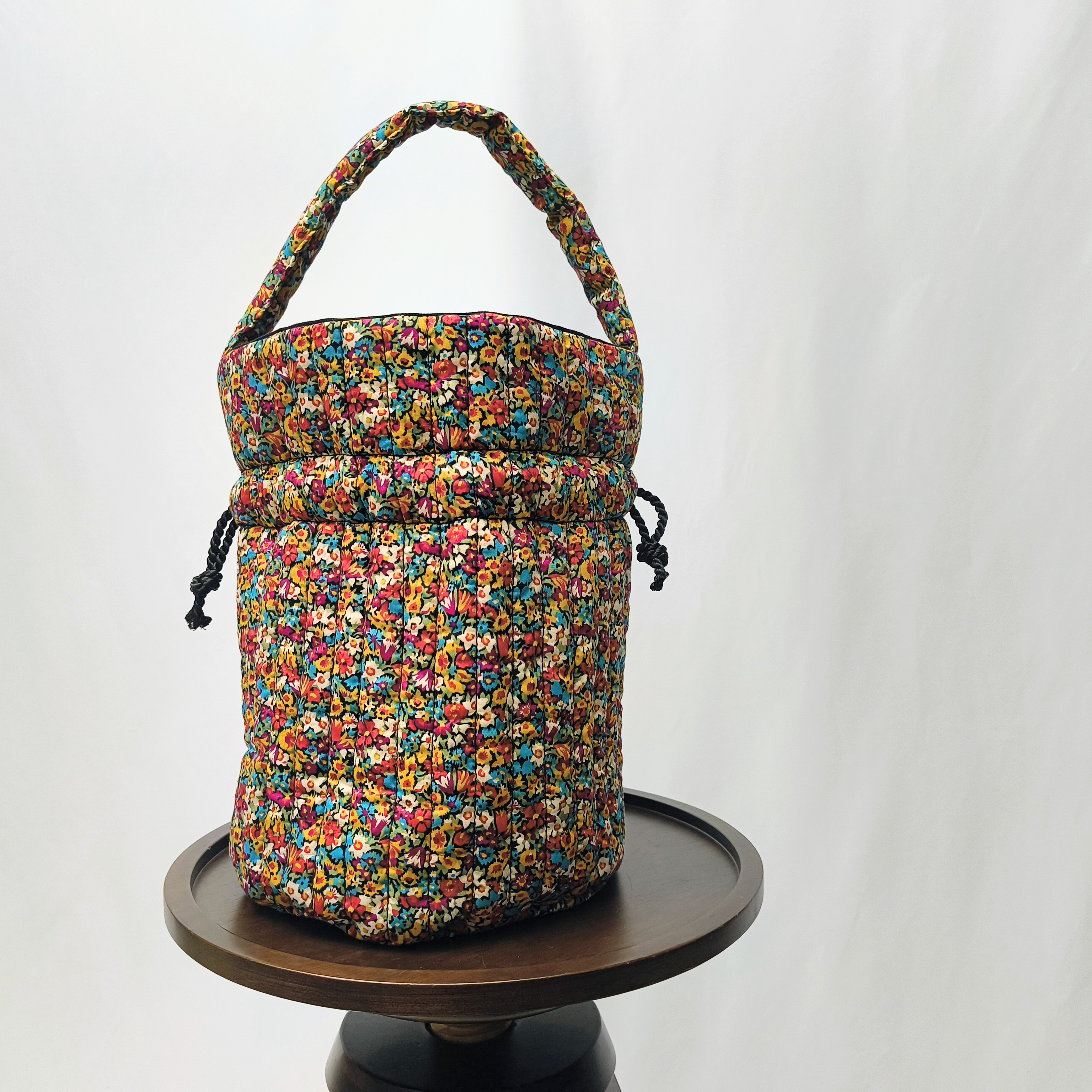 run run bag【アリス・ビクトリア】- リバティ生地  × キルト×  帆布 -