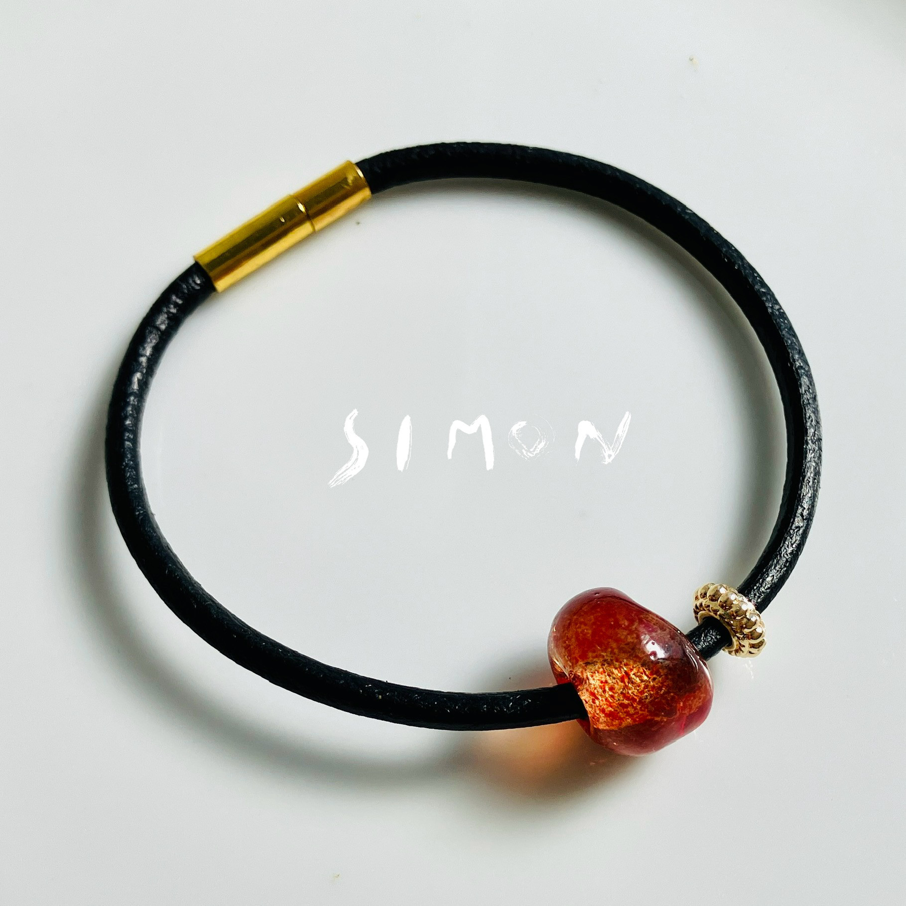 Melt　ケニア再生ガラス　レザーブレスレット　１８cm　１点もの