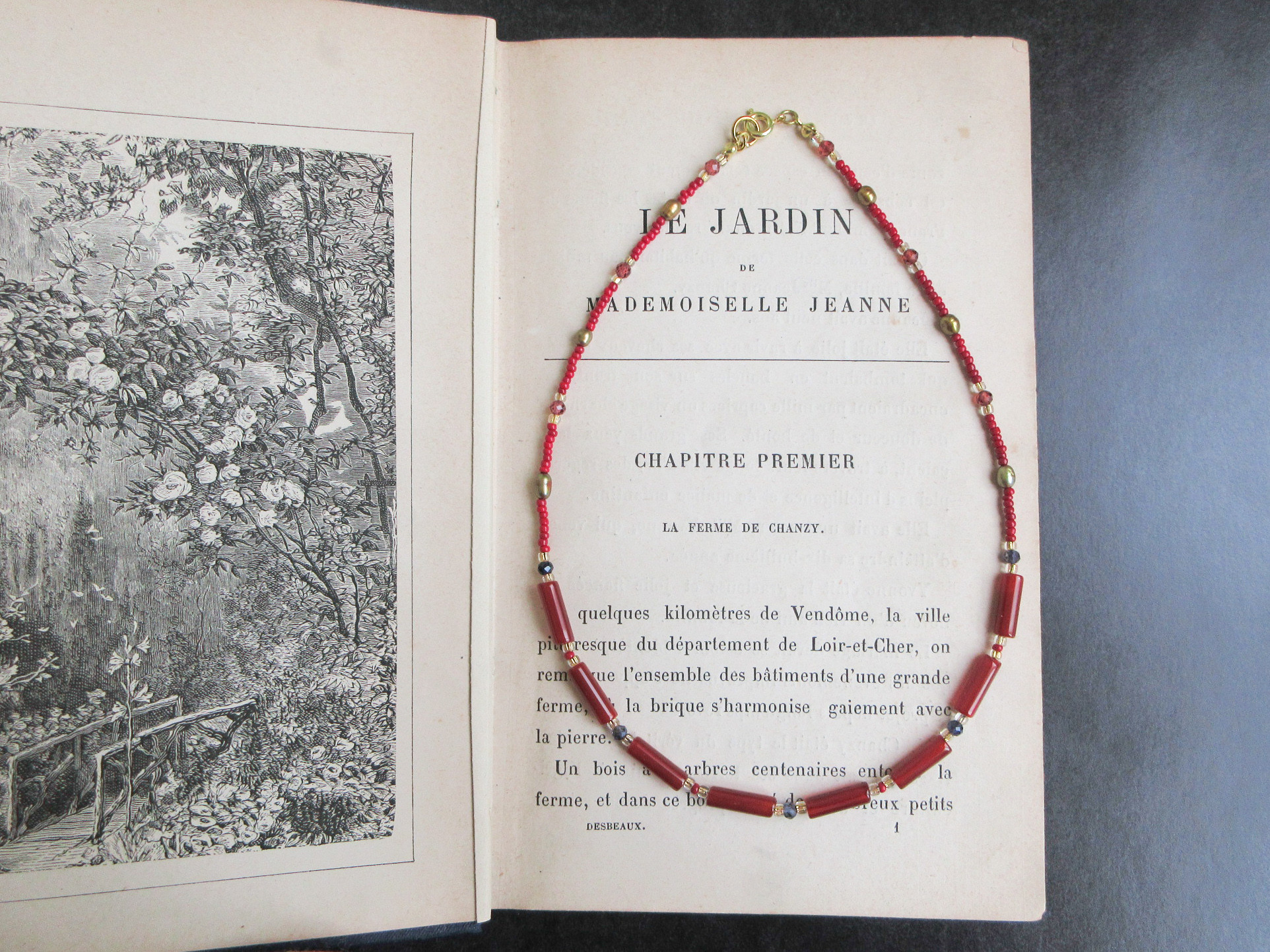 ❮再販❯天然石×アンティークビーズ★イタリア製アンティークビーズ　レッドアゲート　チョーカー