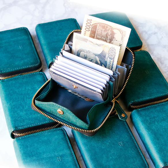 Xmas【SATTO Pro】最上位モデル お札は折らず・膨れない新構造を実現