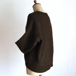 ダークブラウンの並太糸カーディガン　ウール１００％ 7枚目の画像