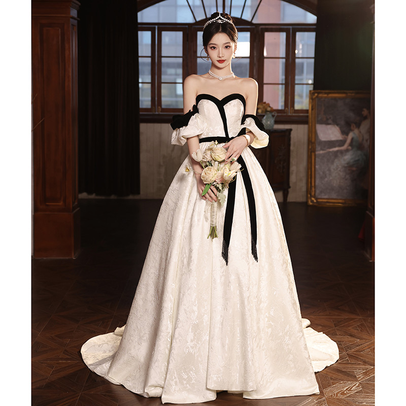 綺麗 ベージュ サテン ウェディングドレス パーティー 高級感 結婚式 花嫁 前撮り 披露宴 A7212