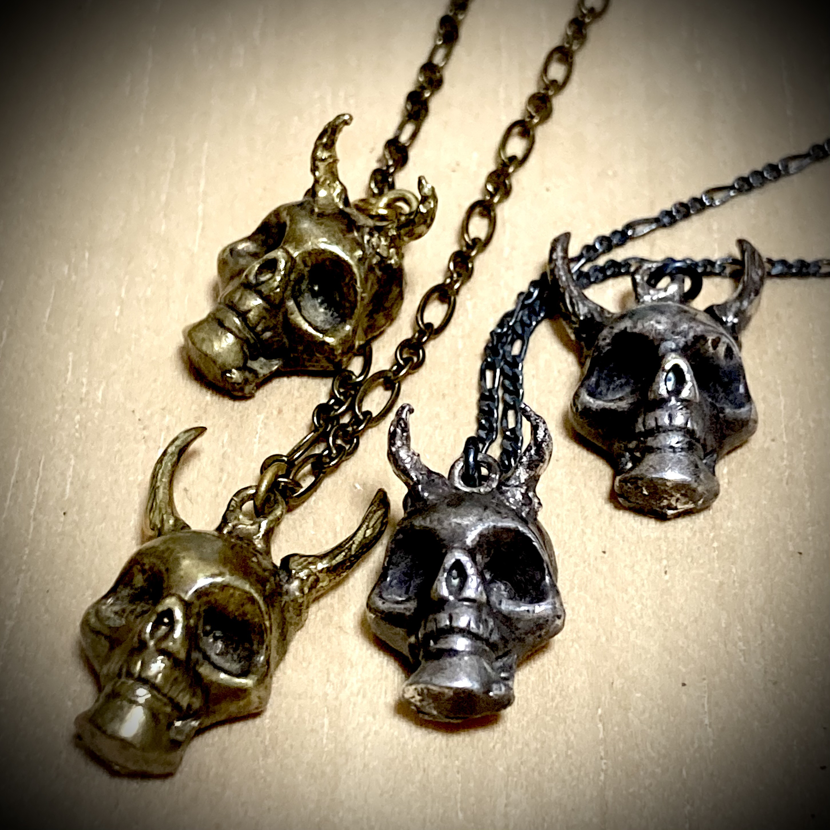 Little Devil’s skull (リトルデビルズ スカルのネックレス  シルバー製)