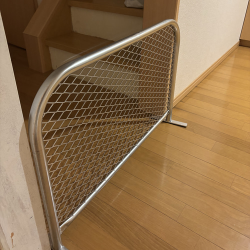 ワンちゃんの脱走、侵入防止に ペットバリケード 置くだけ サイズ