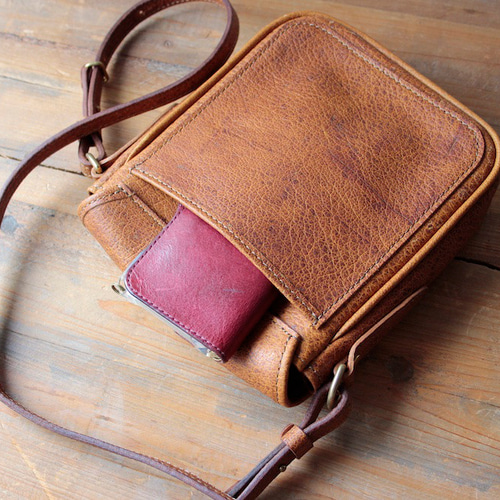 Kudu leather (クードゥーレザー)ミニショルダーバッグ グレー