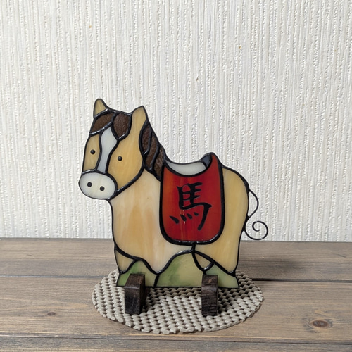 干支飾り】ステンドグラス置物「馬」（木製スタンド付） その他