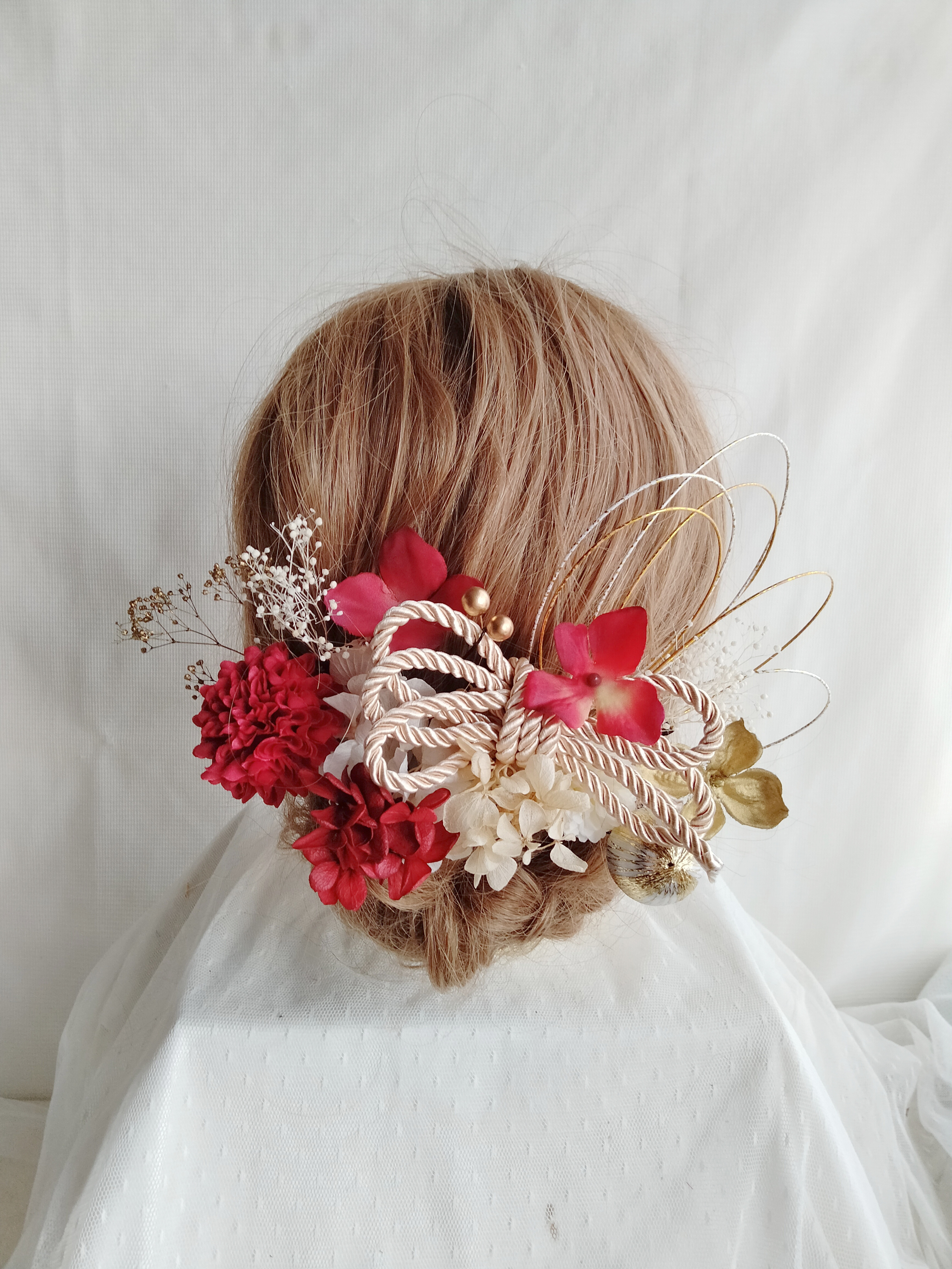 和紐と和玉の和装髪飾り　まとめ髪　まとめ髪アレンジ　タイトシニヨン　成人式髪飾り　成人式ヘアアレンジ　結婚式ヘアセット