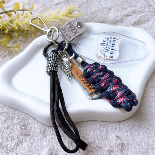 パラコード✶キーホルダー バッグチャーム No.1 キーホルダー M's