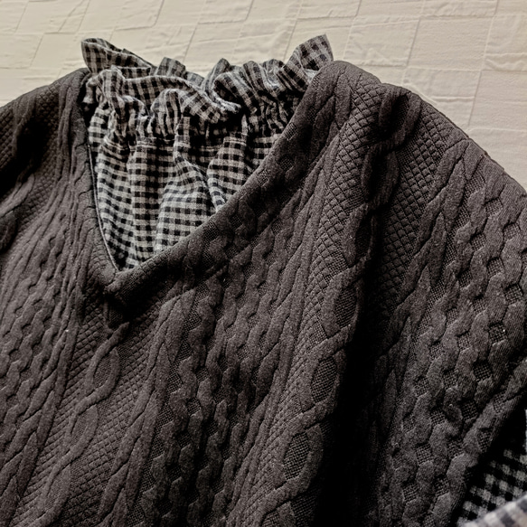 完売! 数量限定　起毛素材　ハイネックギャザーブラウス　グレー×ブラックのミニギンガムチェック柄　普通地～中厚地 15枚目の画像