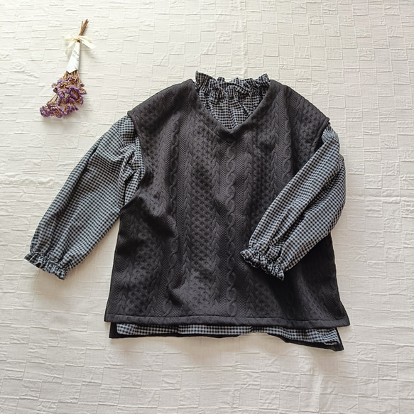 完売! 数量限定　起毛素材　ハイネックギャザーブラウス　グレー×ブラックのミニギンガムチェック柄　普通地～中厚地 13枚目の画像