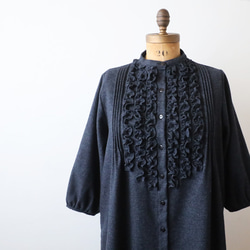 ⁂ラスト２　新作　１１５cm　暖か縮絨メルトン ウールmix　小花フリル　ワンピース　前開き　羽織り　紺K47 12枚目の画像