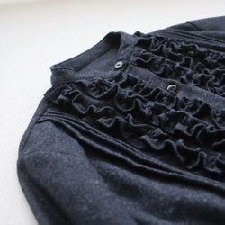 ⁂ラスト２　新作　１１５cm　暖か縮絨メルトン ウールmix　小花フリル　ワンピース　前開き　羽織り　紺K47 5枚目の画像