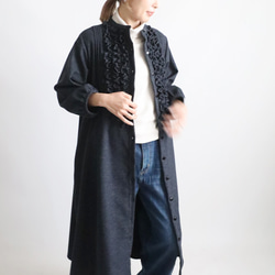 ⁂ラスト２　新作　１１５cm　暖か縮絨メルトン ウールmix　小花フリル　ワンピース　前開き　羽織り　紺K47 10枚目の画像