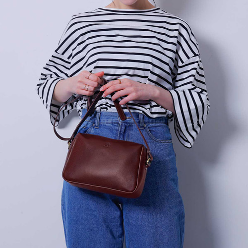 バーガンディ 編み込みレザーショルダーバッグ 楽天市場】編み込み バッグ ショルダーバッグ レディース PUレザー