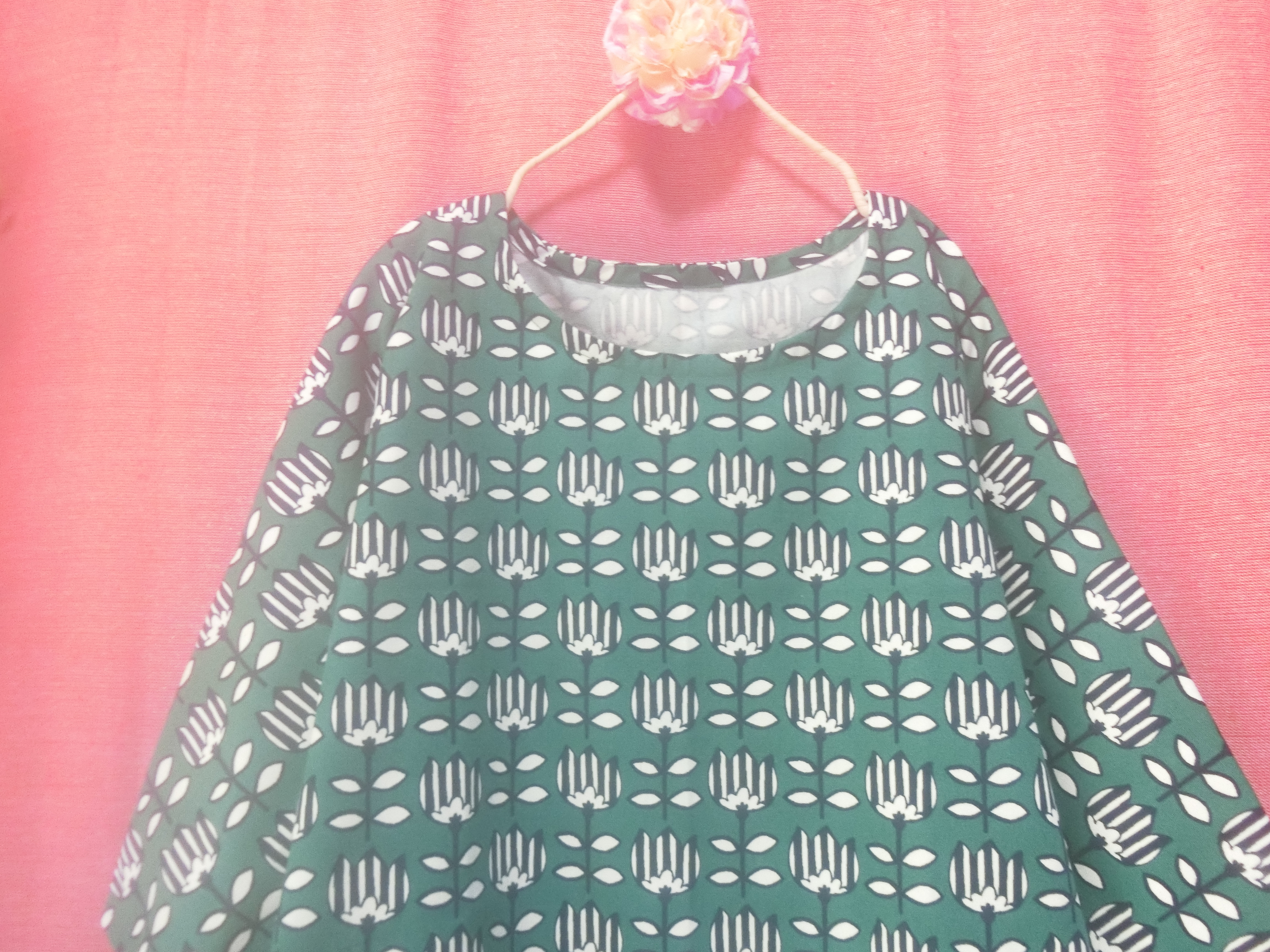 北欧チューリップ ゆったり ワンピース green