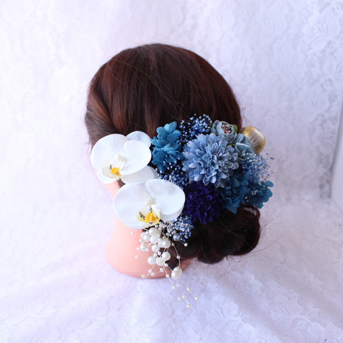 胡蝶蘭のブルー髪飾り　卒業式 成人式 結婚式 プリザーブドフラワー ヘッドドレス 和装　花 髪かざり　青　白