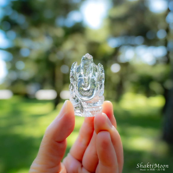 レア・希少！レインボー入り！ガネーシャ神像・虹入りヒマラヤ水晶119 天然石彫刻置物・インドの神様・商売繁盛・学問の神様 7枚目の画像