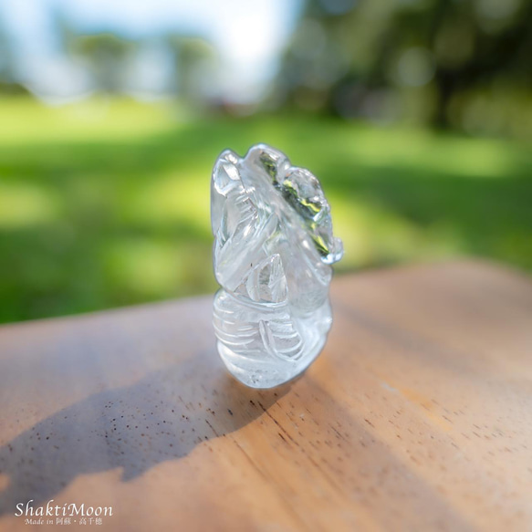 レア・希少！レインボー入り！ガネーシャ神像・虹入りヒマラヤ水晶120 天然石彫刻置物・インドの神様・商売繁盛・学問の神様 13枚目の画像