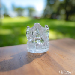 レア・希少！レインボー入り！ガネーシャ神像・虹入りヒマラヤ水晶120 天然石彫刻置物・インドの神様・商売繁盛・学問の神様 16枚目の画像