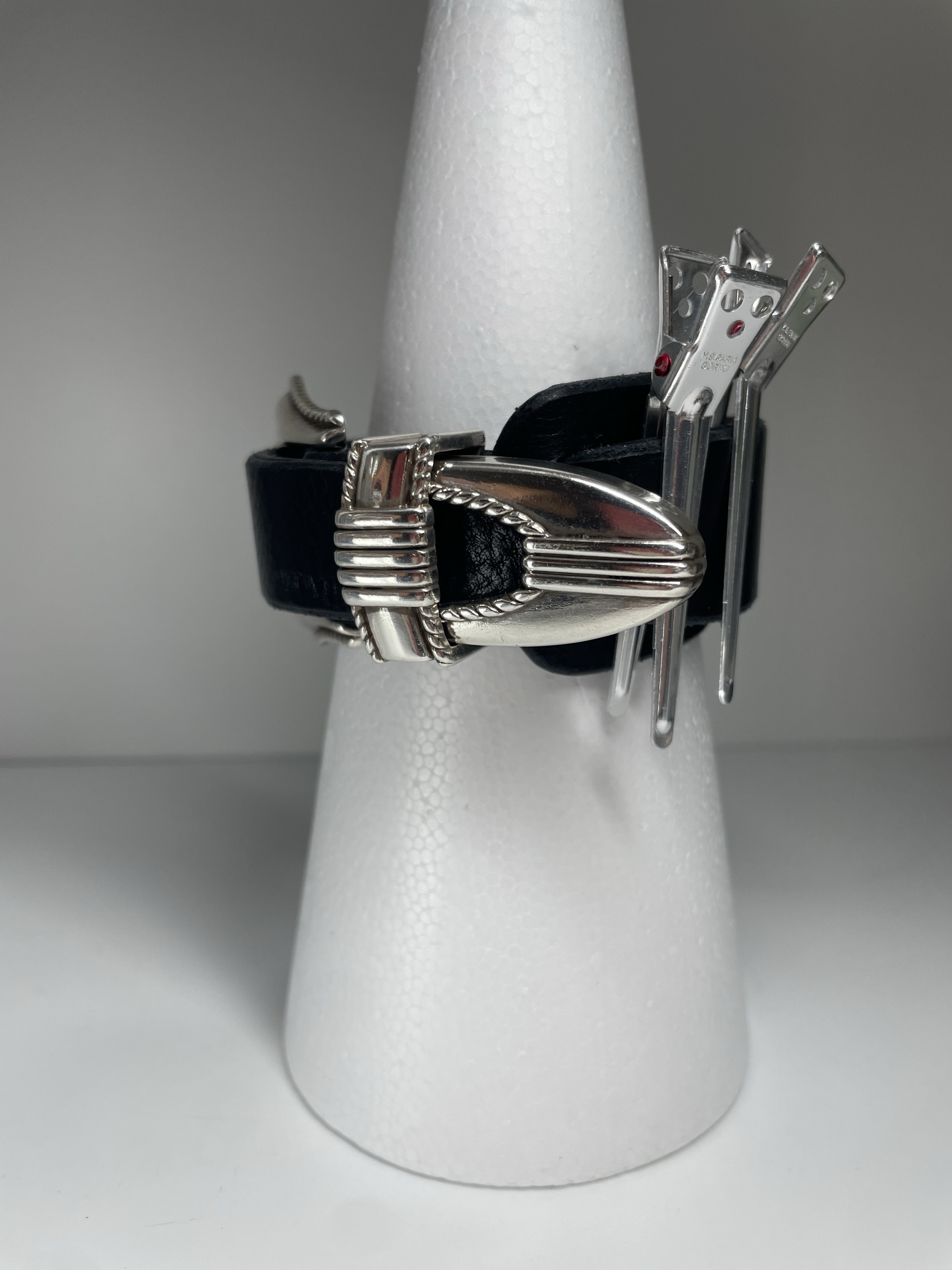 ダッカールバングル【LRM_002N】