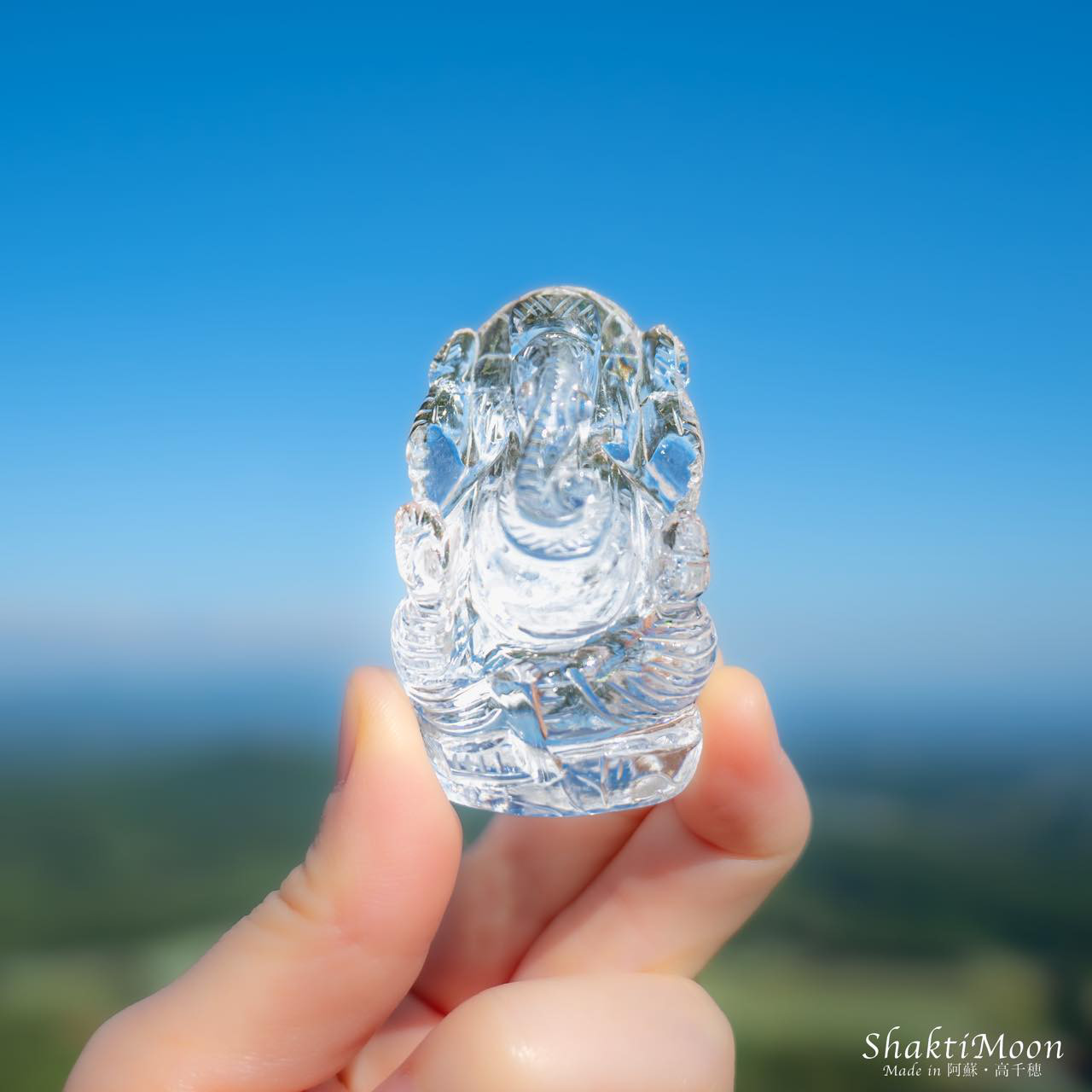 レア・希少！レインボー入り！ガネーシャ神像・虹入りヒマラヤ水晶122 天然石彫刻置物・インドの神様・商売繁盛・学問の神様