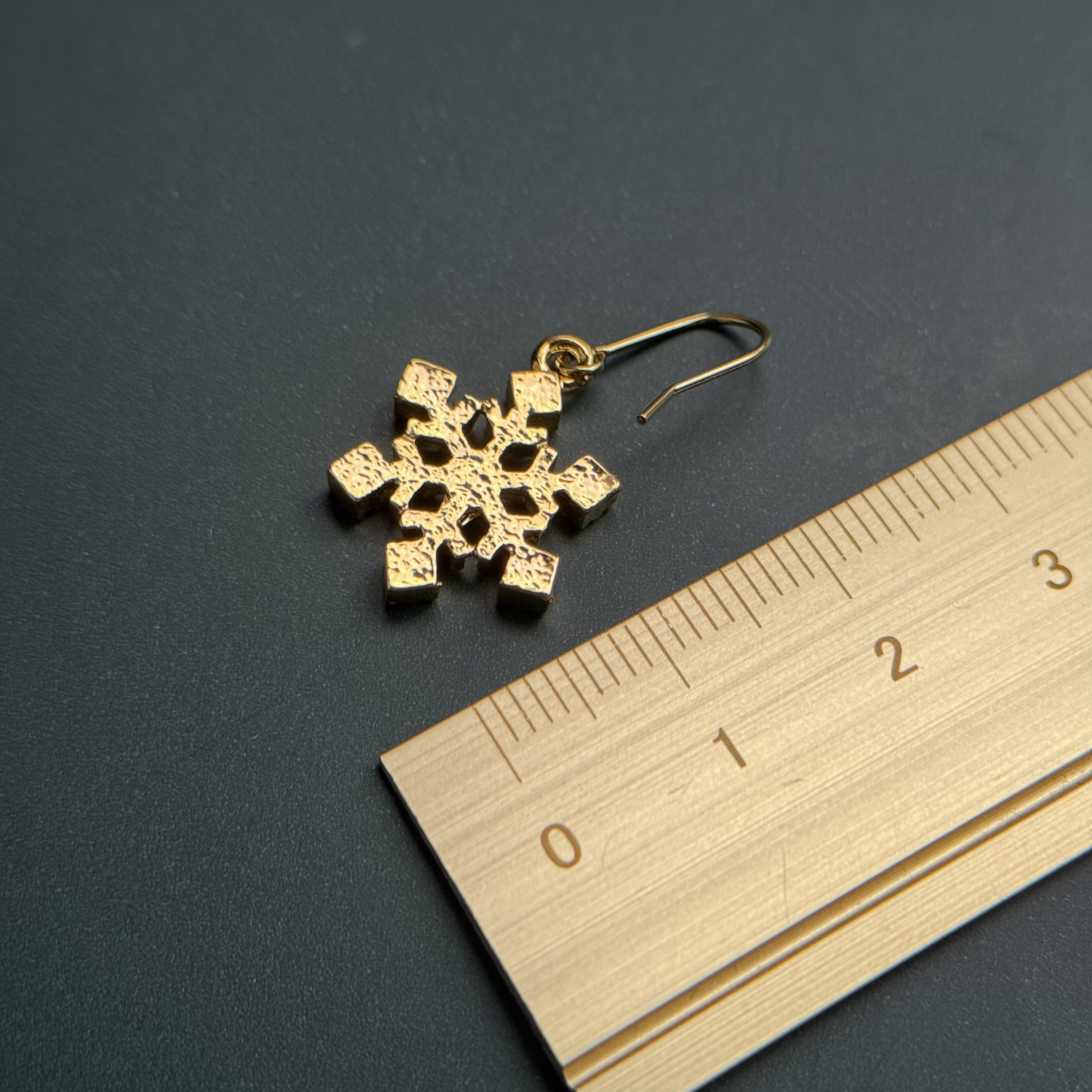 Creema限定新春福袋〈梅〉雪の結晶ピアス・イヤリング＆ネックレスセット サージカルステンレス