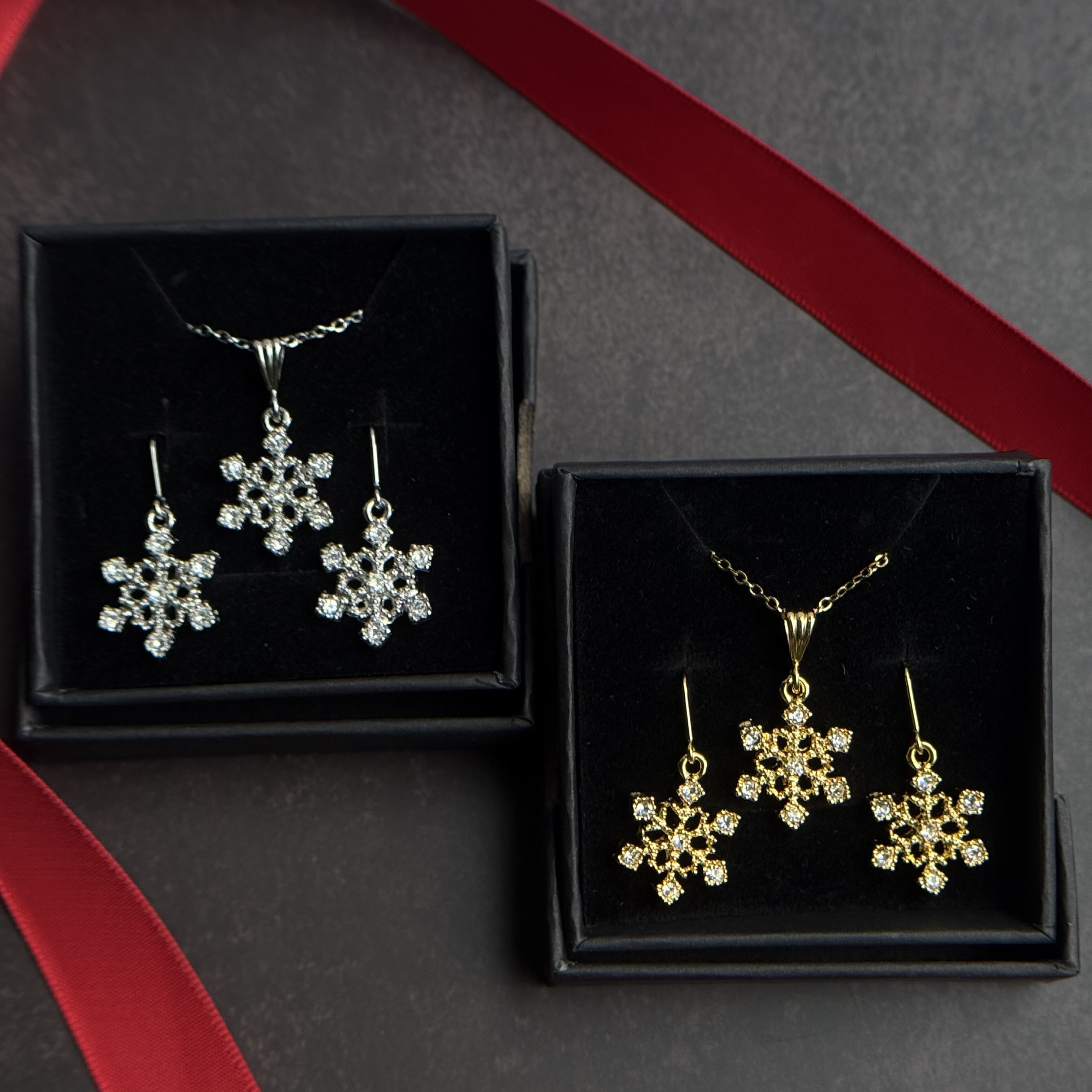 Creema限定新春福袋〈梅〉雪の結晶ピアス・イヤリング＆ネックレスセット サージカルステンレス
