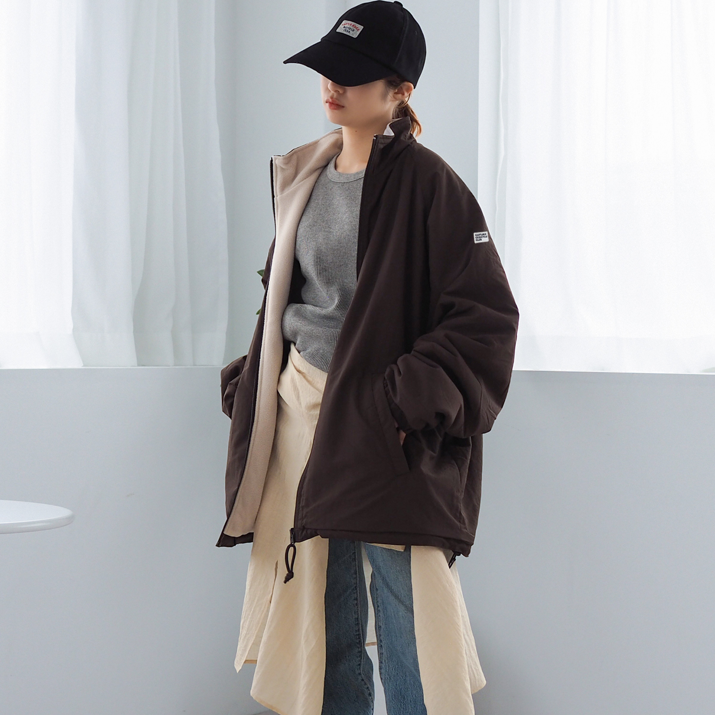 暖かいリバーシブル ナイロンフリースジャケット CBC ブラウン ユニセックス