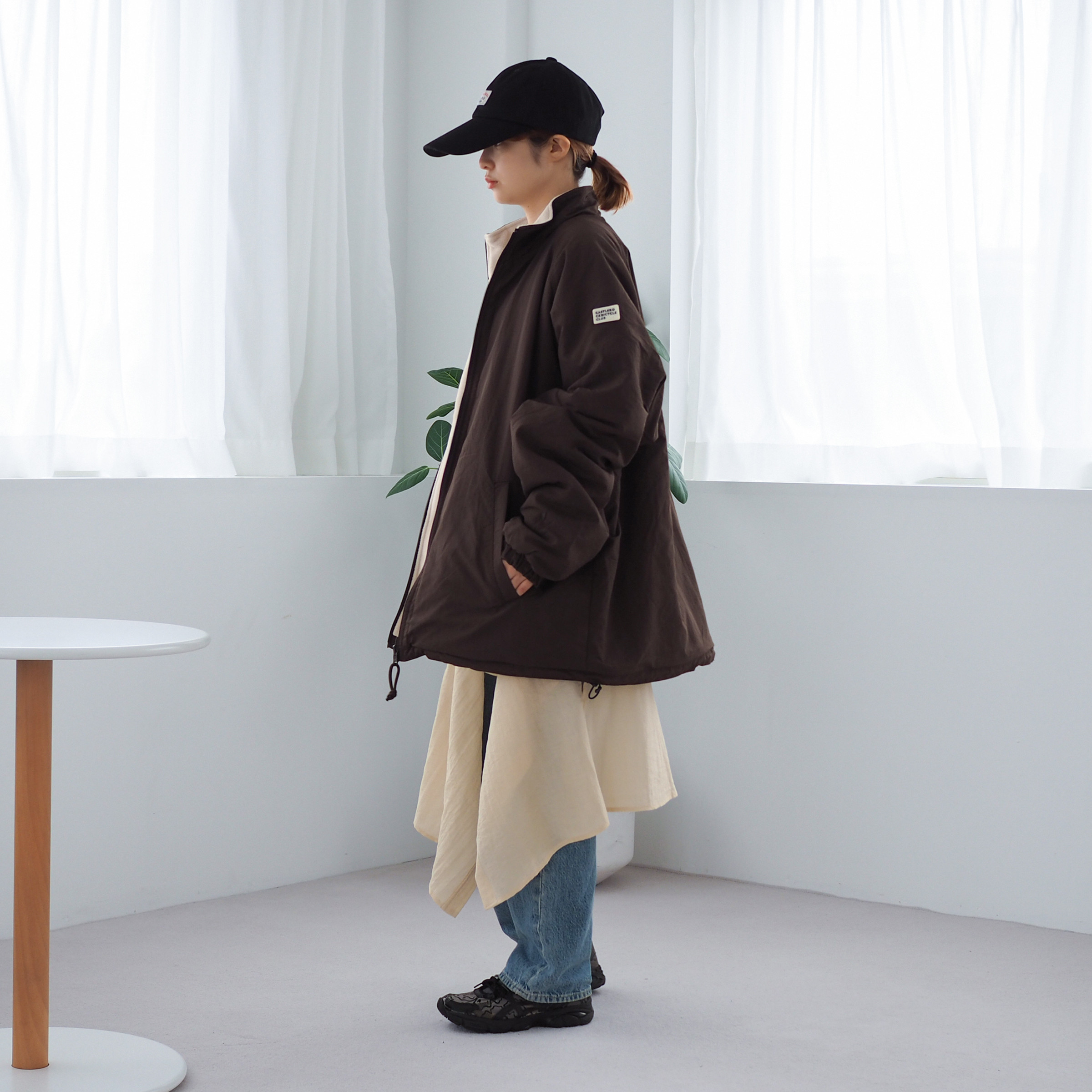 暖かいリバーシブル ナイロンフリースジャケット CBC ブラウン ユニセックス