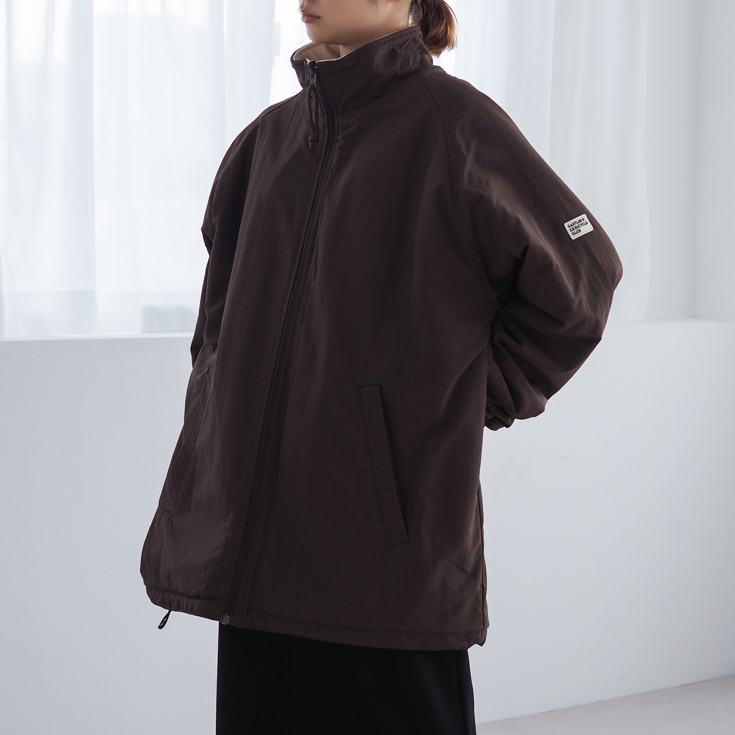 暖かいリバーシブル ナイロンフリースジャケット CBC ブラウン ユニセックス