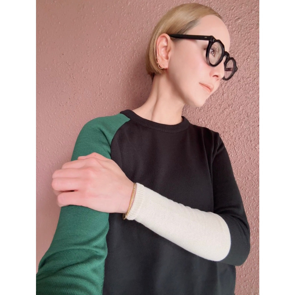 M＆L❤️2色有❤️着痩せニット❤️国産オリジナル❤️配色アシンメトリー❤️チャコール＆グレー＆ネオンイエロー