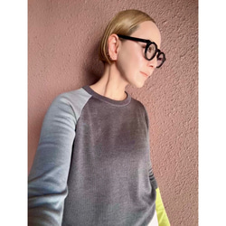 M＆L❤️2色有❤️着痩せニット❤️国産オリジナル❤️配色アシンメトリー❤️チャコール＆グレー＆ネオンイエロー 3枚目の画像