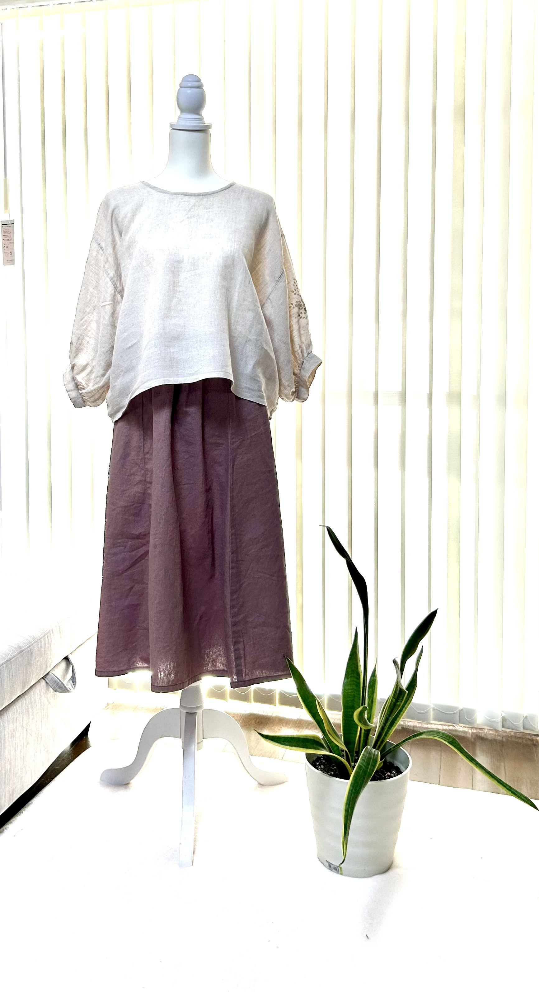 ナチュラルリネンブラウス