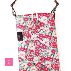 リバティ「アーキー」スマホポーチ(Ｌ) 全機種対応 iPhone Android ショルダー紐で肩掛けにも 1枚目の画像