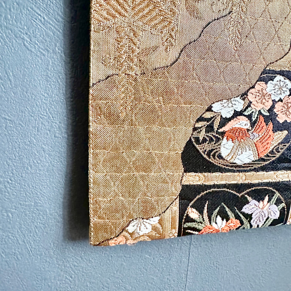 帯のタペストリー　金色に百花繚乱　テーブルランナー使用可　小物　和モダン　リメイク インテリア　和室　正月 12枚目の画像