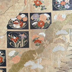 帯のタペストリー　金色に百花繚乱　テーブルランナー使用可　小物　和モダン　リメイク インテリア　和室　正月 4枚目の画像