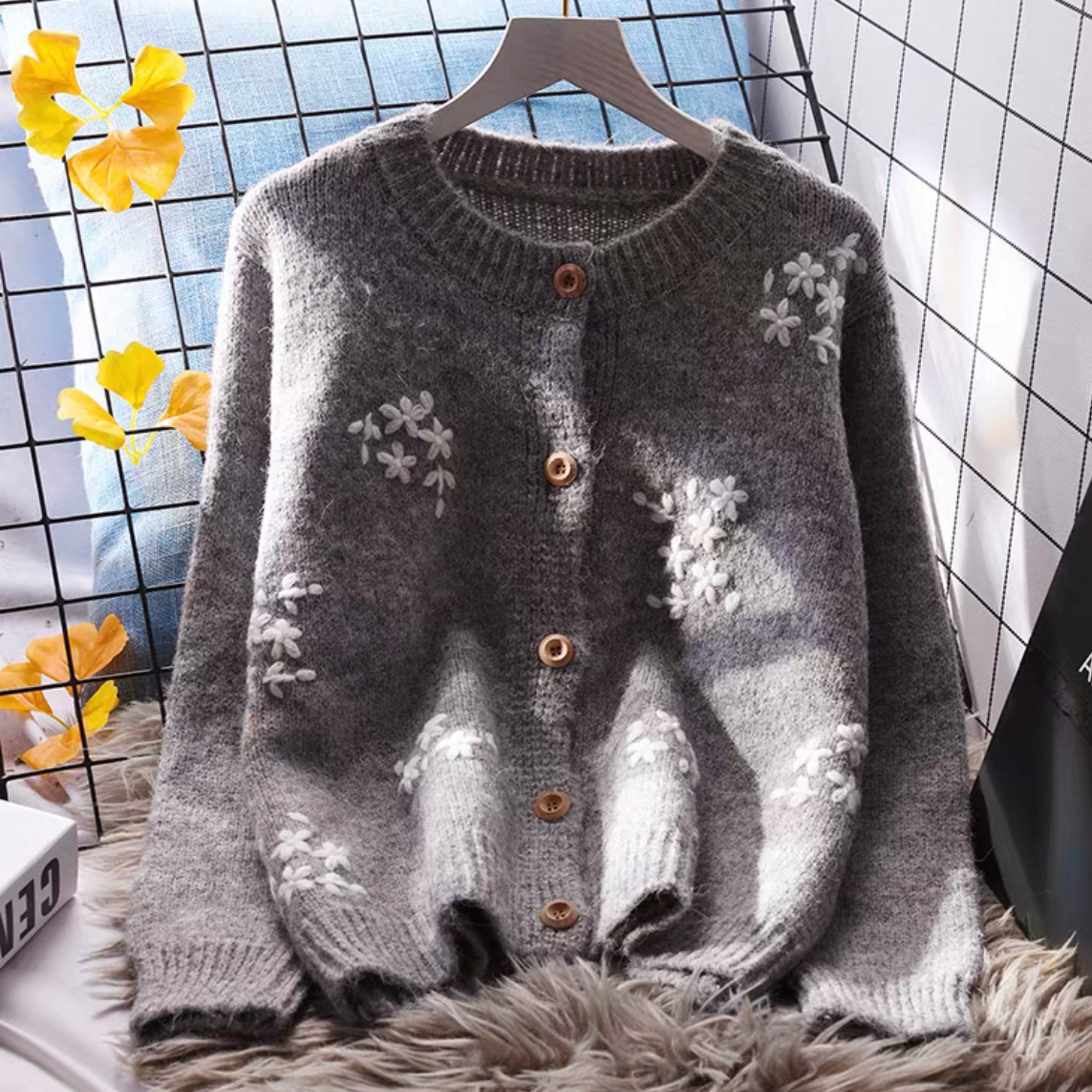 前開きニットセーター、花柄カーディガン、刺繍カーディガン、、花柄ニットセーター、ジャケット、レディース、冬、防寒対策