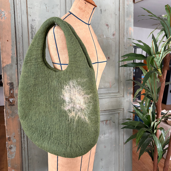 SALE! 羊毛 フェルト バッグ トートバッグ ハンドメイド 1枚目の画像