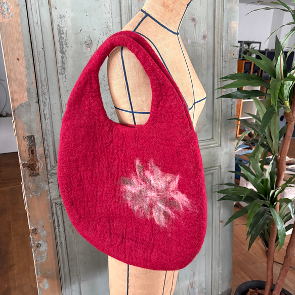 SALE! 羊毛 フェルト バッグ トートバッグ ハンドメイド 2枚目の画像