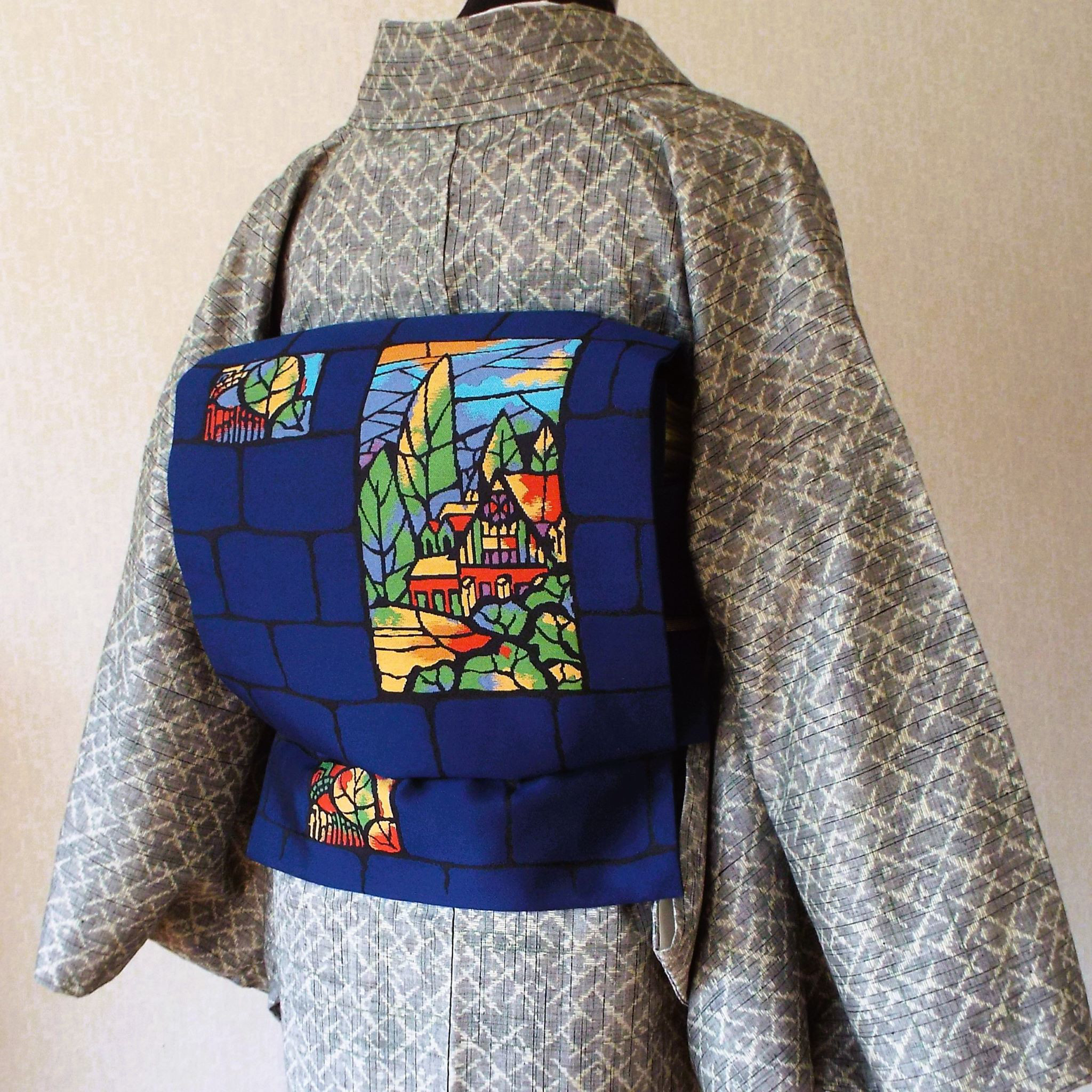 すぐに結べる「さくら造り帯」紺地にステンドグラス風模様のお太鼓