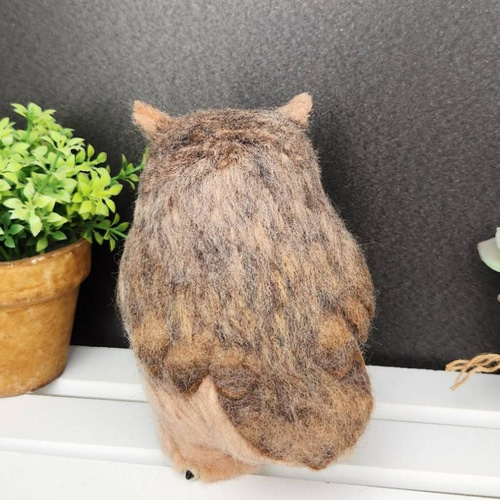 羊毛フェルト製置物 ワシミミズク高さ約14cm 羊毛フェルト max910 通販